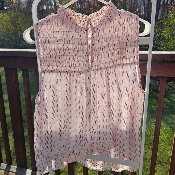 Banana Republic Sleeveless Blouse - Picture 2 of 8